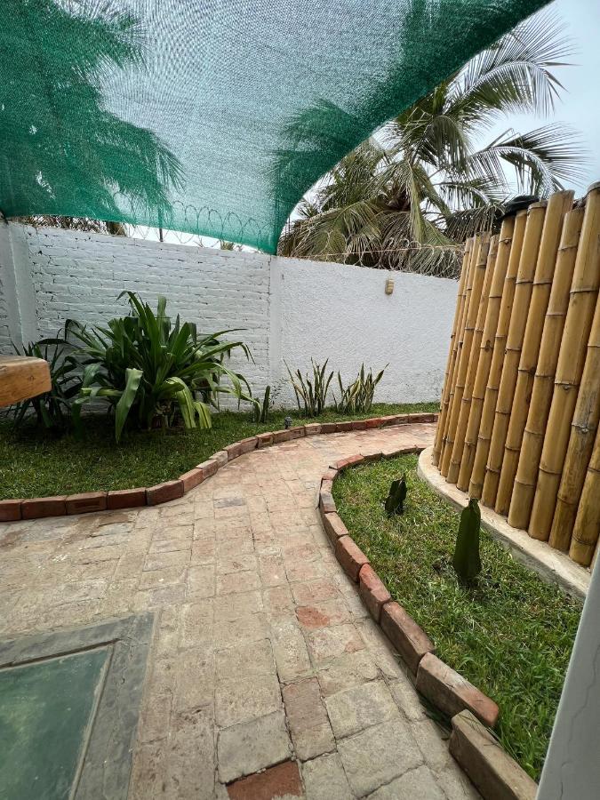 マンコラ Casa Maracuya Bed & Breakfast エクステリア 写真